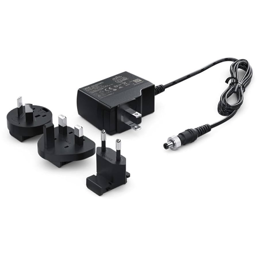 Amazon | Blackmagic Design 12V12W ロック電源 ミニ